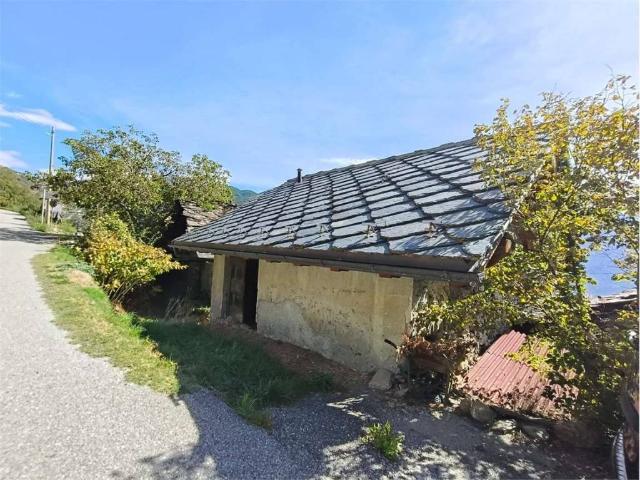 Rustico in vendita a Quart, Aosta