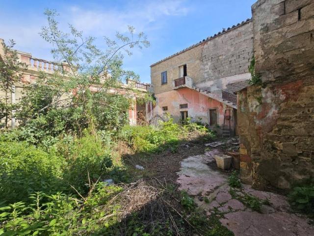 Rustico in vendita a Sant'Antonio, Quartu Sant'elena