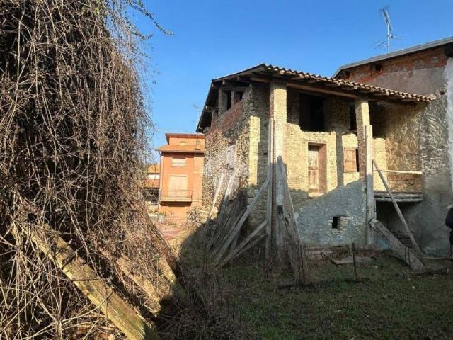 Rustico in vendita a Colline Matildiche, Re