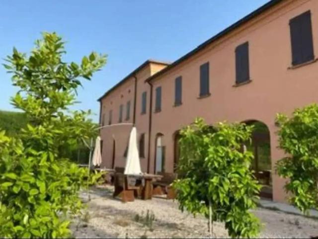 Rustico in vendita a Quistello, Lombardia