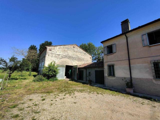 Rustico in vendita a Quistello, Lombardia