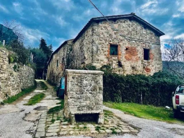 Rustico in vendita a Radda In Chianti, Toscana