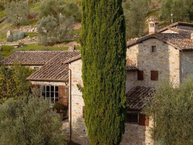 Rustico in vendita a Radda In Chianti, Toscana