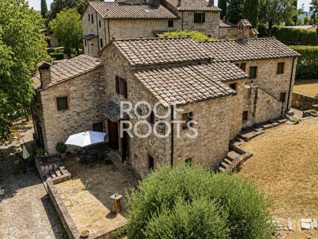Rustico in vendita a Radda In Chianti, Toscana