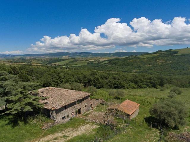 Rustico in vendita a Radicofani, Siena