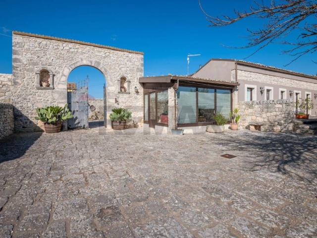 Rustico in vendita a Cisternazzi, Ragusa