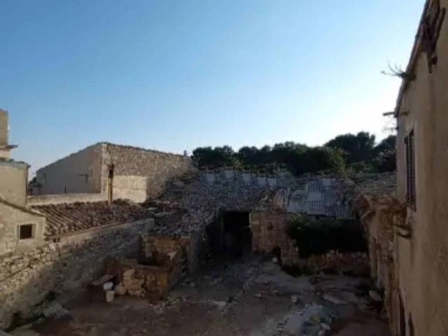 Rustico in vendita a Ragusa, Sicilia