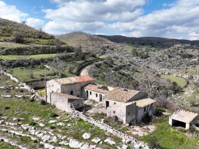 Rustico in vendita a Ragusa, Sicilia