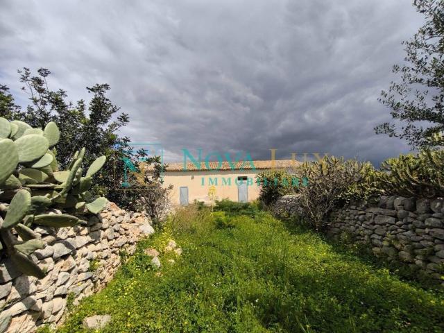 Rustico in vendita a Ragusa, Sicilia