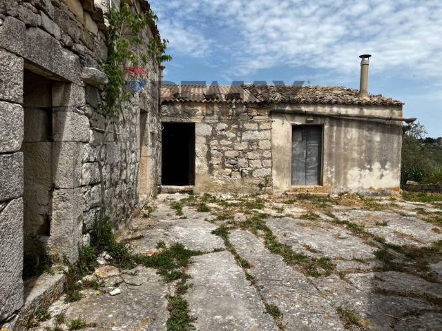 Rustico in vendita a Ragusa, Sicilia