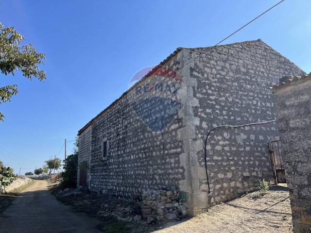 Rustico in vendita a Ragusa, Sicilia
