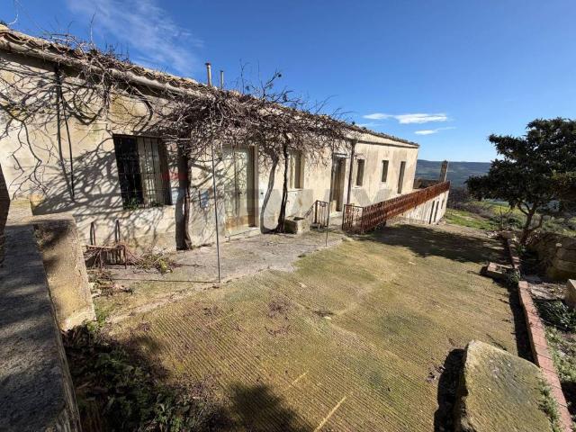 Rustico in vendita a Ragusa, Sicilia
