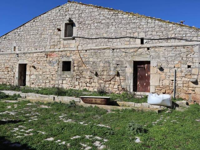 Rustico in vendita a Cento Pozzi, Ragusa