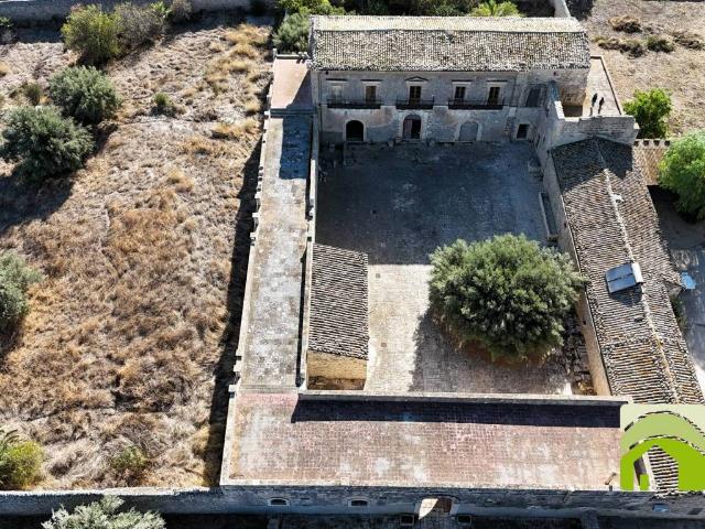 Rustico in vendita a Ragusa, Sicilia