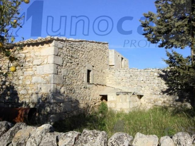 Rustico in vendita a Ragusa, Sicilia