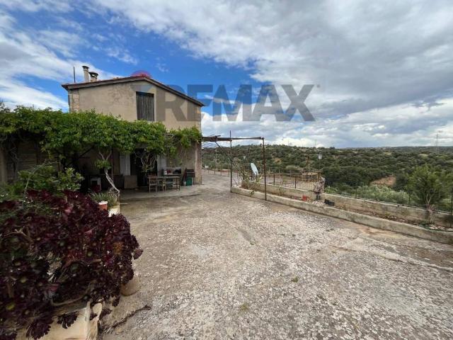 Rustico in vendita a Ragusa, Sicilia