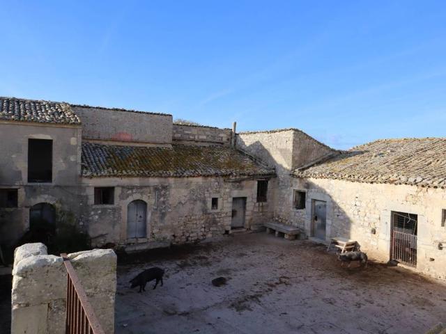 Rustico in vendita a Ragusa, Sicilia