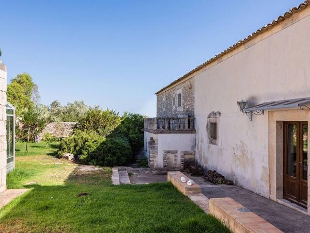 Rustico in vendita a Ragusa, Sicilia