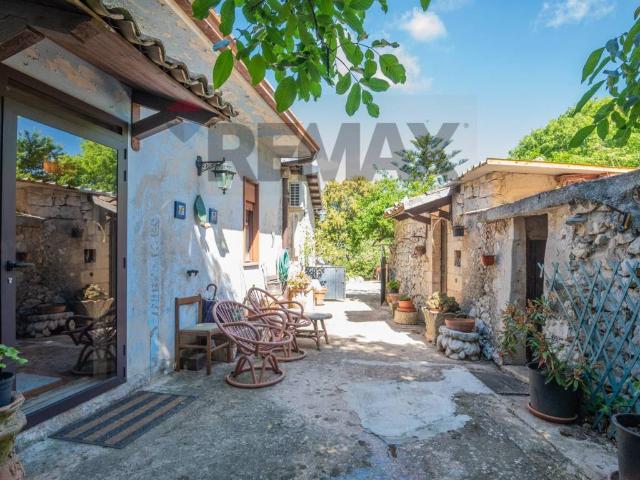 Rustico in vendita a Cisternazzi, Ragusa