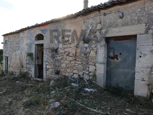 Rustico in vendita a Ragusa, Sicilia