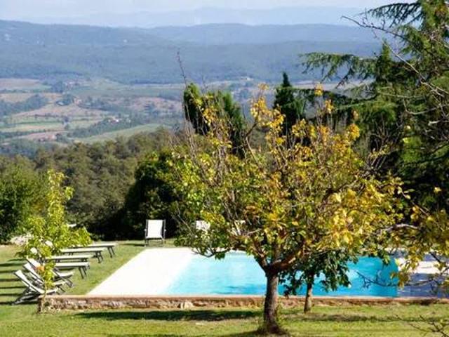 Rustico in vendita a Rapolano Terme, Siena