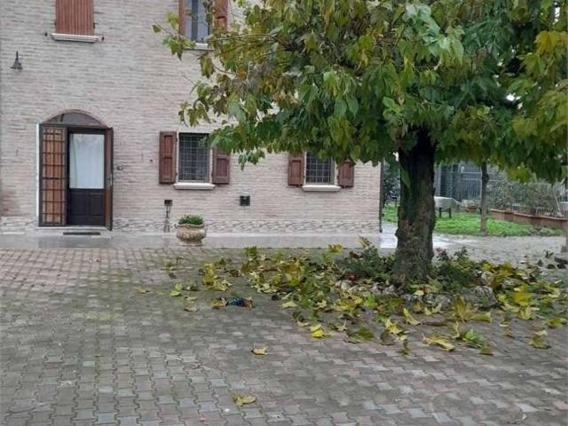 Rustico in vendita a Unione dei comuni del Sorbara, Ravarino
