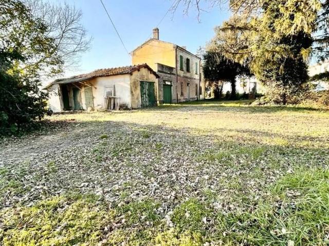 Rustico in vendita a Ravenna, Reggio Emilia