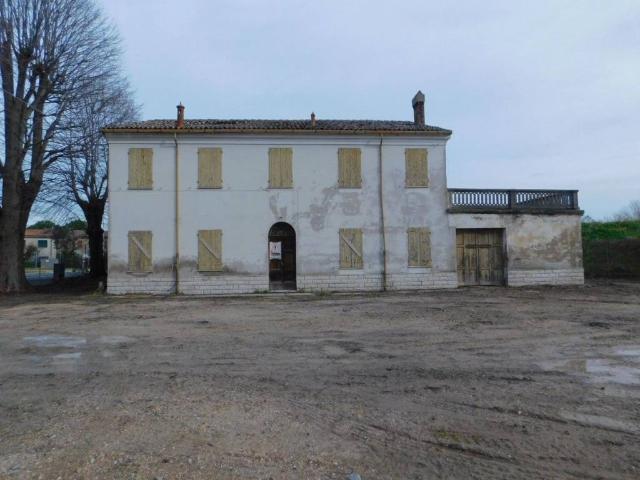 Rustico in vendita a Ravenna, Reggio Emilia