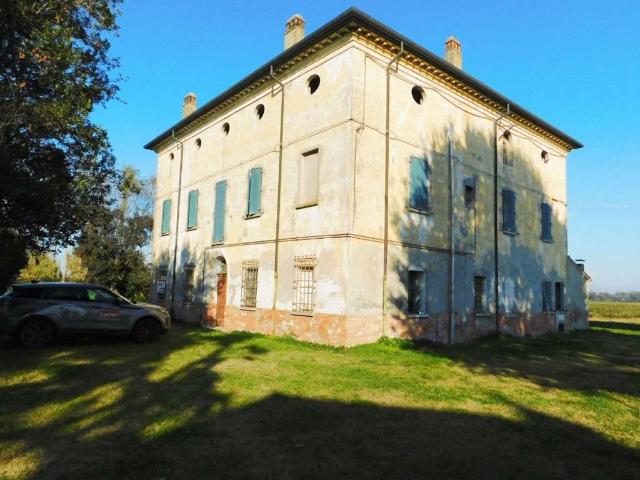 Rustico in vendita a Ravenna, Reggio Emilia