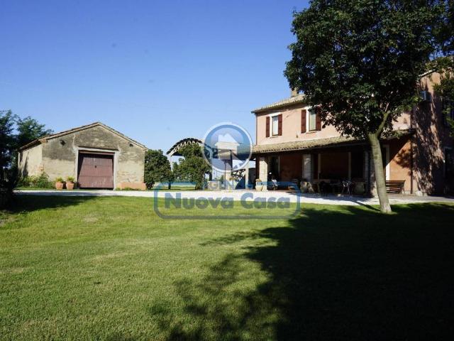 Rustico in vendita a Ravenna, Reggio Emilia