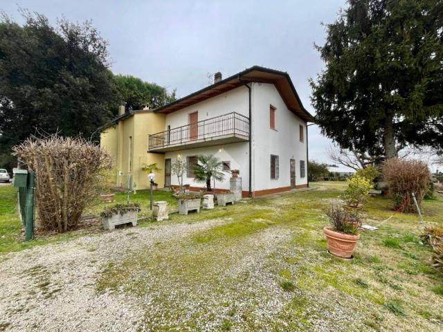 Rustico in vendita a Ravenna, Reggio Emilia