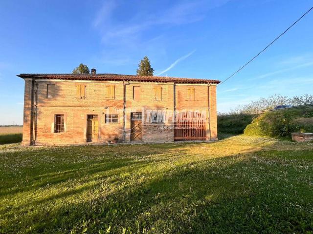 Rustico in vendita a Ravenna, Reggio Emilia