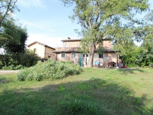 Rustico in vendita a Ravenna, Reggio Emilia