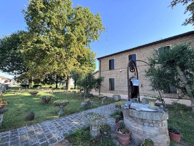 Rustico in vendita a Ravenna, Reggio Emilia