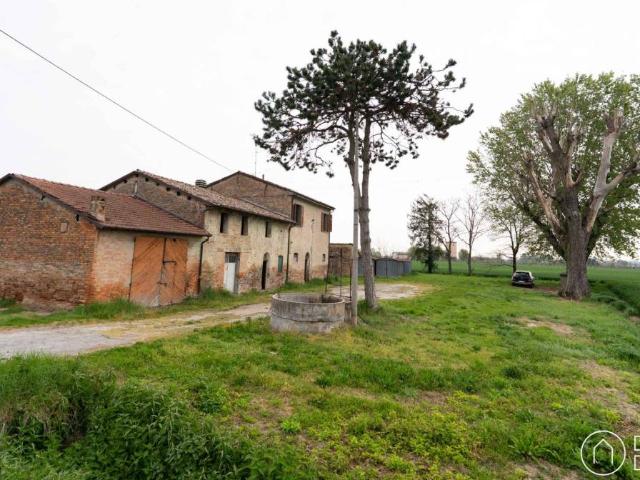 Rustico in vendita a Unione di Comuni della Romagna Forlivese, Ravenna