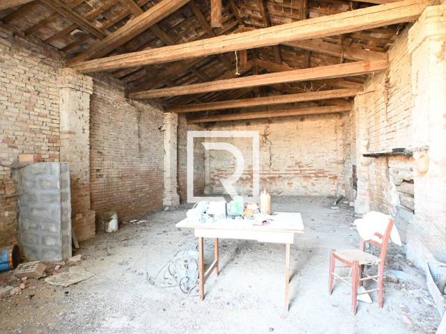 Rustico in vendita a Ravenna, Reggio Emilia