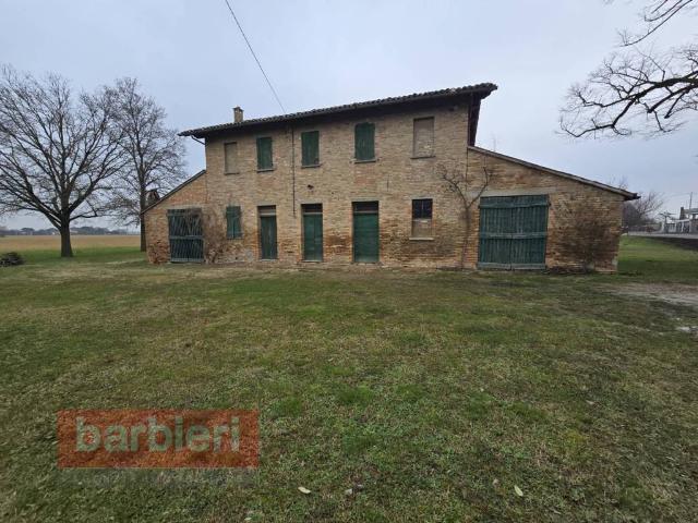 Rustico in vendita a Ravenna, Reggio Emilia