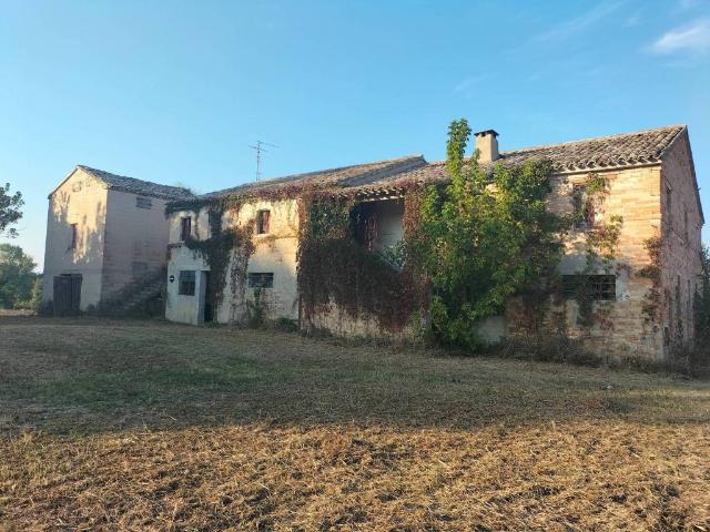 Rustico in vendita a Contrada Ricciola, Marche