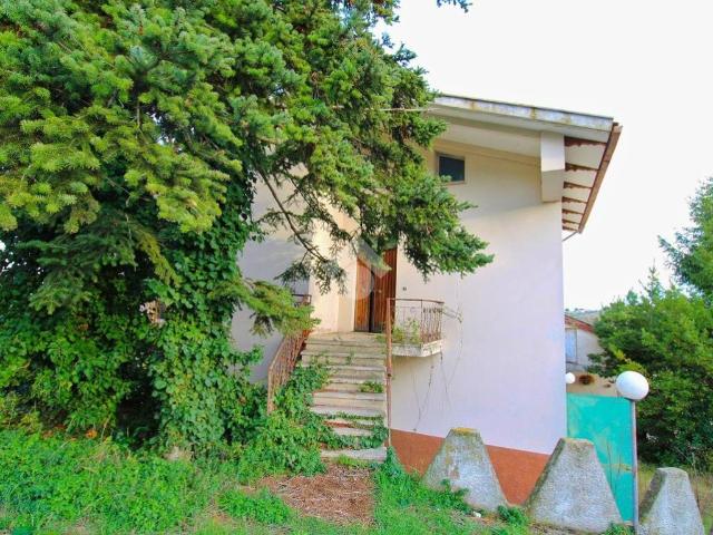 Rustico in vendita a Addolorata, Marche