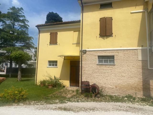 Rustico in vendita a Contrada Saletta, Marche