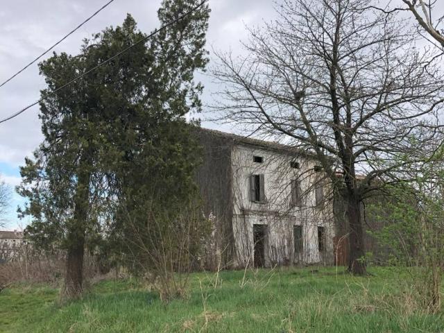 Rustico in vendita a Redondesco, Lombardia