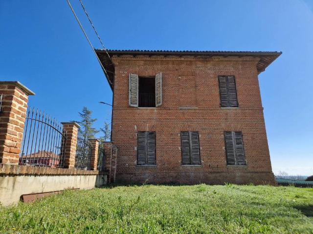 Rustico in vendita a Piemonte, Asti