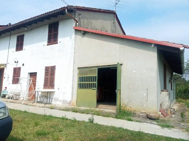 Rustico in vendita a Piemonte, Asti