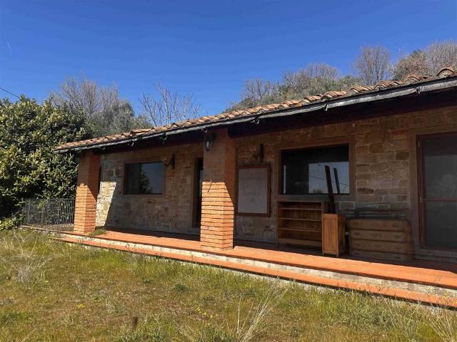 Rustico in vendita a Unione di Comuni Valdarno e Valdisieve, Reggello