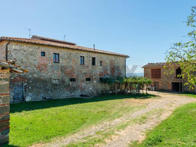 Rustico in vendita a Unione di Comuni Valdarno e Valdisieve, Reggello