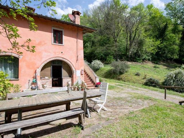 Rustico in vendita a Unione di Comuni Valdarno e Valdisieve, Reggello