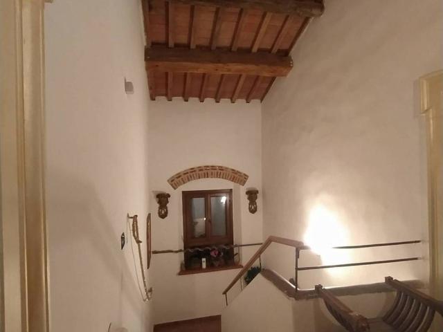 Rustico in vendita a Unione di Comuni Valdarno e Valdisieve, Reggello