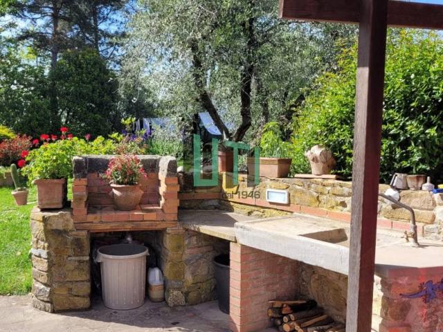 Rustico in vendita a Unione di Comuni Valdarno e Valdisieve, Reggello