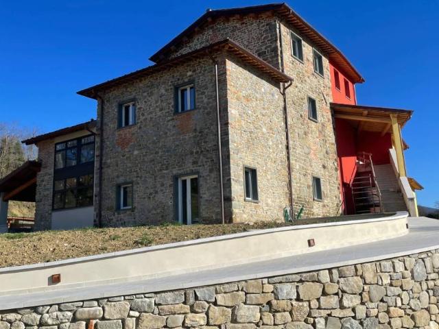 Rustico in vendita a Unione di Comuni Valdarno e Valdisieve, Reggello