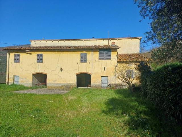 Rustico in vendita a Unione di Comuni Valdarno e Valdisieve, Reggello